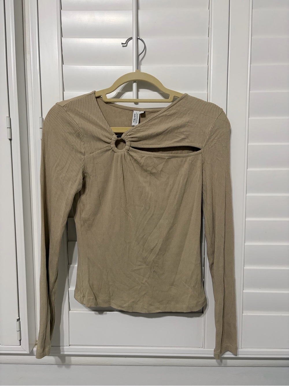 & Other Stories Tan Ribbed Asymmetrical Long-Sleeve Top with Ring Twist